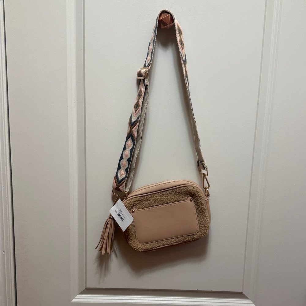 NWT Source Unknown Beige and Tan Crossbody Bag with Patterned Strap
